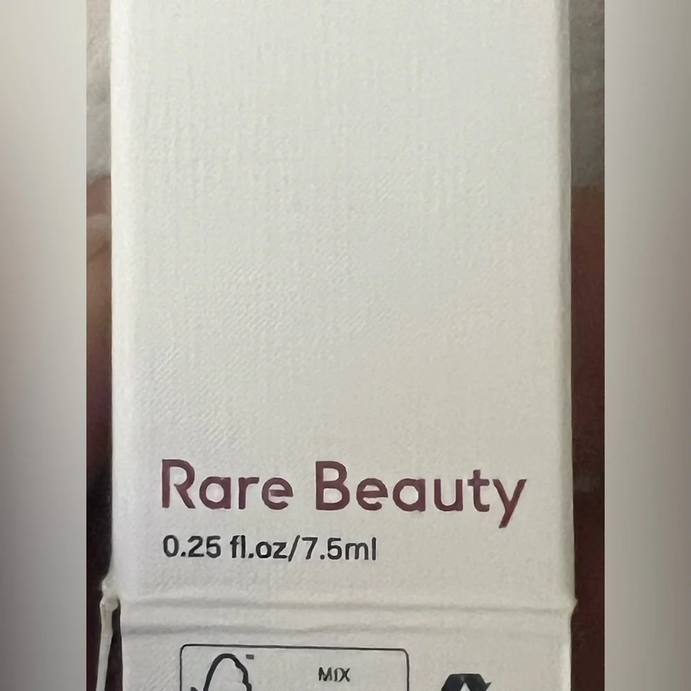 Rare Beauty Liquid Touch Brightening Concealer 480W